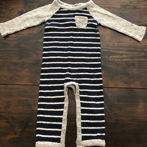 Nordstrom 9mo infant navy gray striped onesie